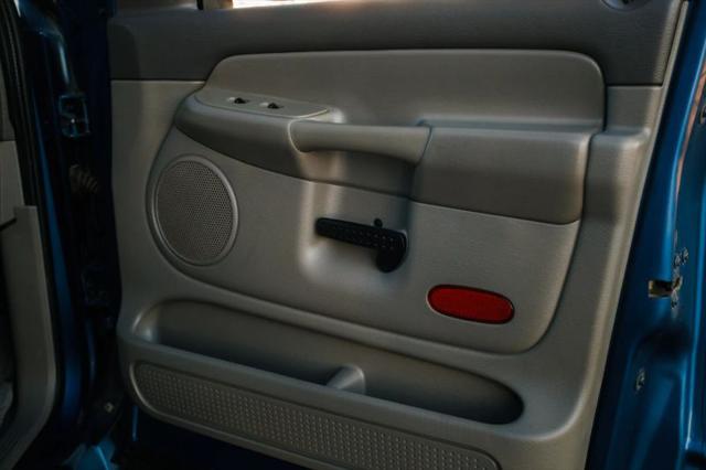 2004 Dodge Ram 2500 SLT/Laramie