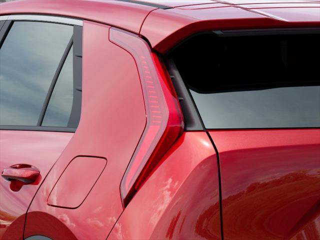 2025 Kia Niro LX