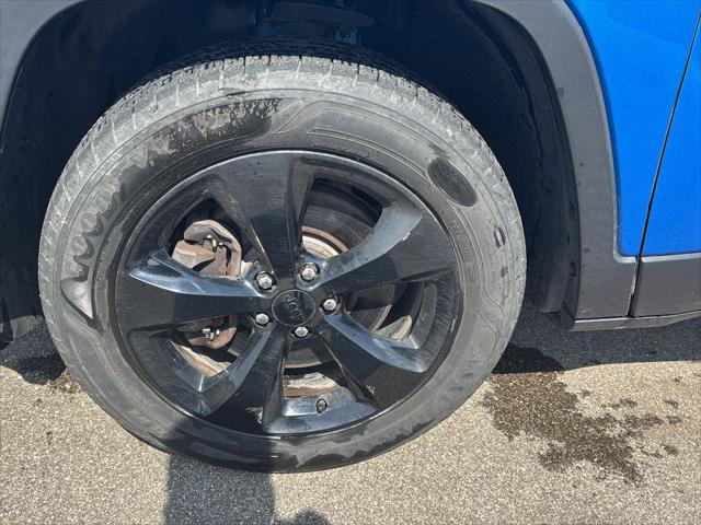 Used 2018 Jeep Cherokee For Sale in Jackson, MI