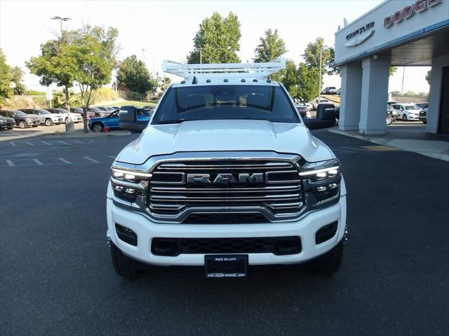 2025 RAM Ram 5500 Chassis Cab RAM 5500 BIG HORN CHASSIS CREW CAB 4X4 60 CA