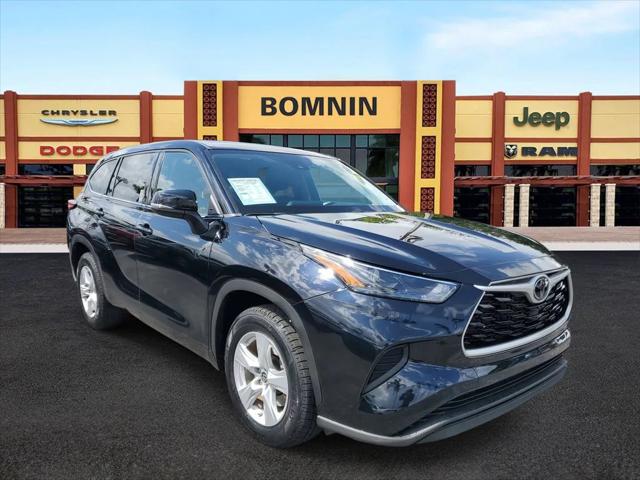 2022 Toyota Highlander L