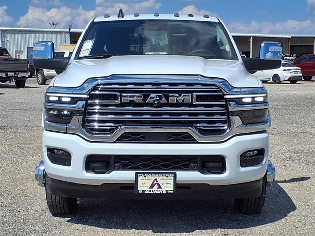 2025 RAM Ram 3500 RAM 3500 LIMITED LONGHORN CREW CAB 4X4 8 BOX 2025 RAM Ram 3500 RAM 3500 LIMITED LONGHORN CREW CAB 4X4 8 BOX