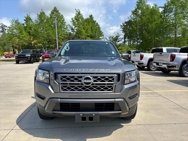 2022 Nissan Frontier Crew Cab SV 4x2