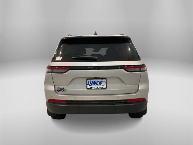 2024 Jeep Grand Cherokee Altitude 4x4