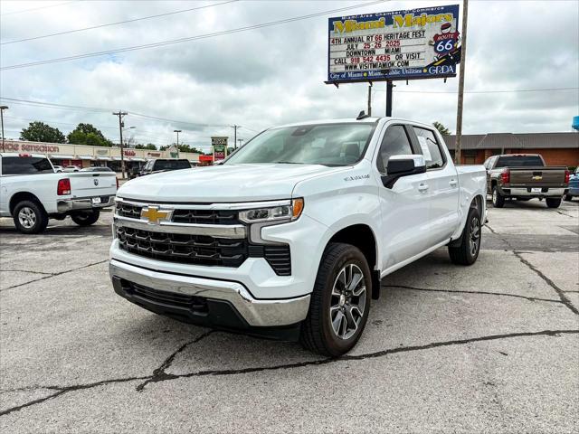 2022 Chevrolet Silverado 1500 4WD Crew Cab Short Bed LT with 2FL