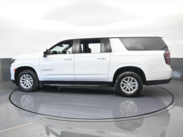 2023 Chevrolet Suburban 2WD LT