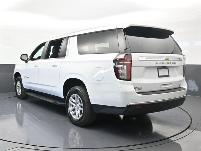 2023 Chevrolet Suburban 2WD LT