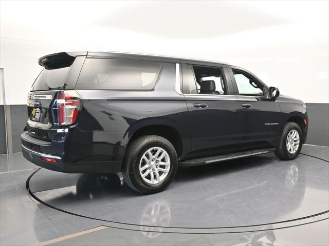 2023 Chevrolet Suburban 4WD LT