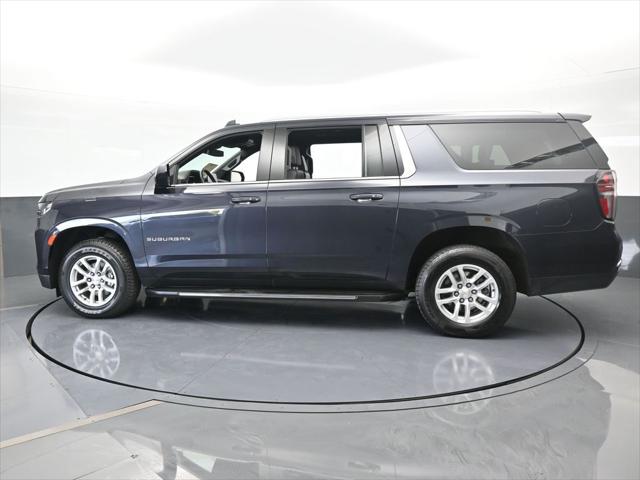 2023 Chevrolet Suburban 2WD LT