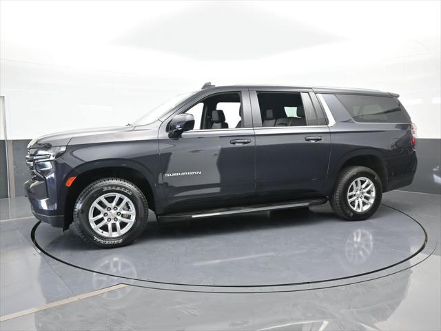2023 Chevrolet Suburban 2WD LT