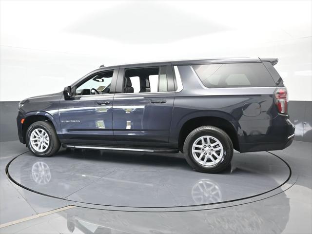 2023 Chevrolet Suburban 4WD LT