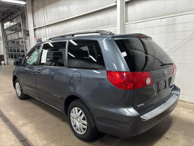 Used 2006 Toyota Sienna For Sale in Wilmington, OH