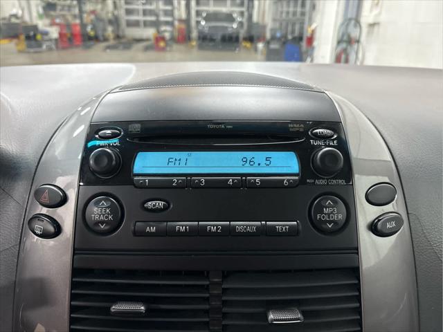 Used 2006 Toyota Sienna For Sale in Wilmington, OH