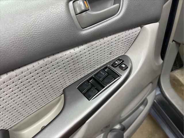 Used 2006 Toyota Sienna For Sale in Wilmington, OH