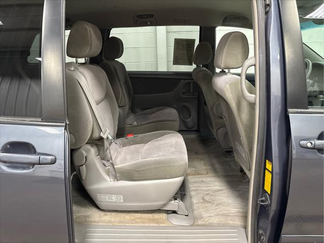 Used 2006 Toyota Sienna For Sale in Wilmington, OH