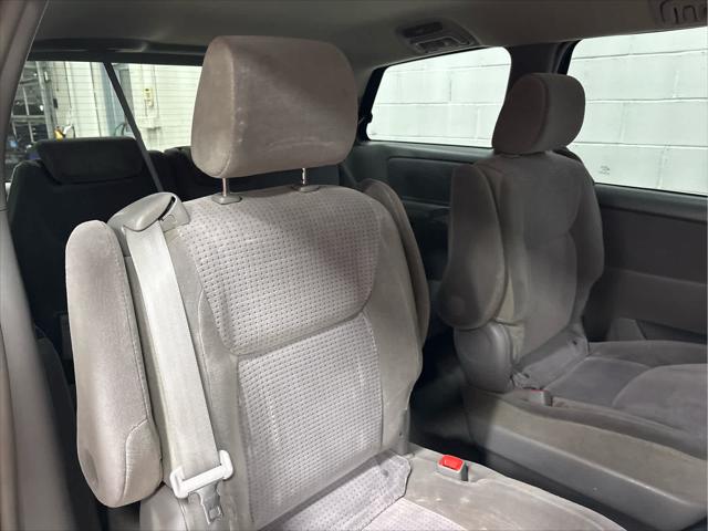 Used 2006 Toyota Sienna For Sale in Wilmington, OH