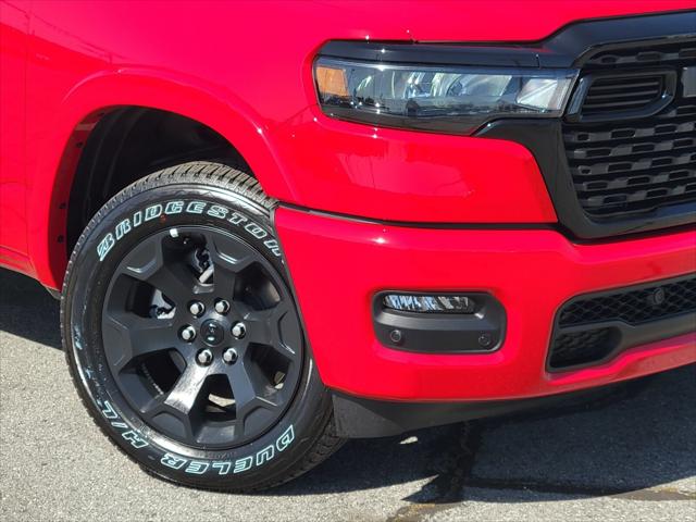 2025 RAM Ram 1500 RAM 1500 BIG HORN CREW CAB 4X4 57 BOX