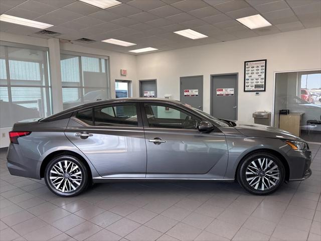 2023 Nissan Altima SV FWD