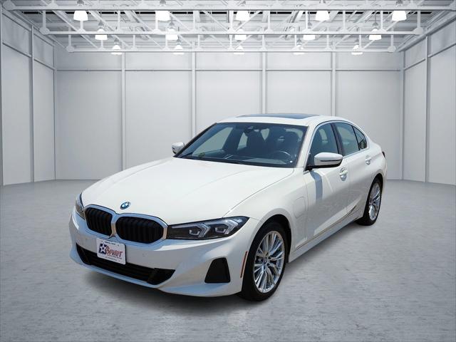 2024 BMW 3 Series 330e Sedan