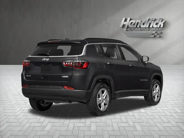 2025 Jeep Compass COMPASS LATITUDE 4X4