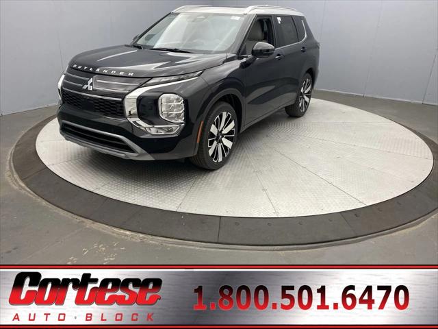 2025 Mitsubishi Outlander PLATINUM EDITION 2.5 S-AWC for sale in Rochester, NY