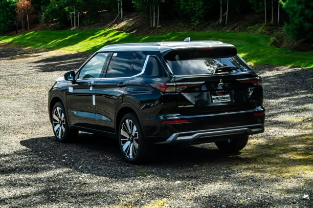 2025 Mitsubishi Outlander PLATINUM EDITION 2.5 S-AWC