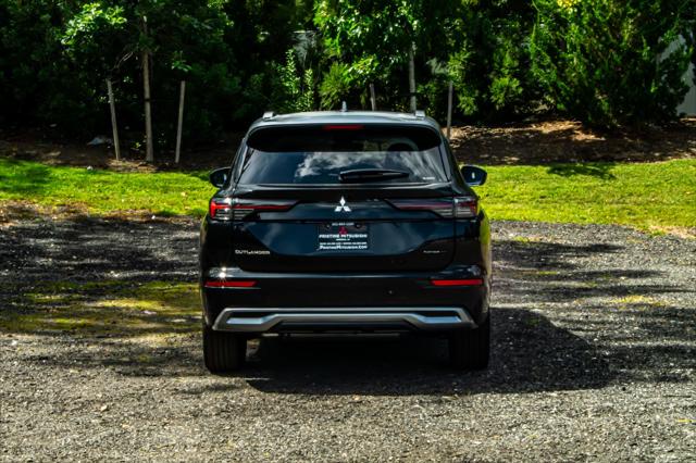 2025 Mitsubishi Outlander PLATINUM EDITION 2.5 S-AWC
