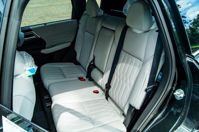 2025 Mitsubishi Outlander PLATINUM EDITION 2.5 S-AWC