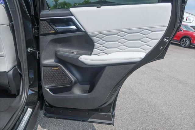 2025 Mitsubishi Outlander PLATINUM EDITION 2.5 S-AWC