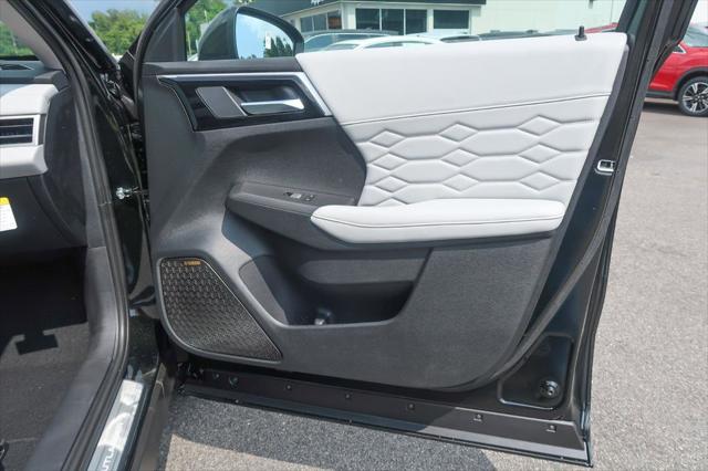 2025 Mitsubishi Outlander PLATINUM EDITION 2.5 S-AWC