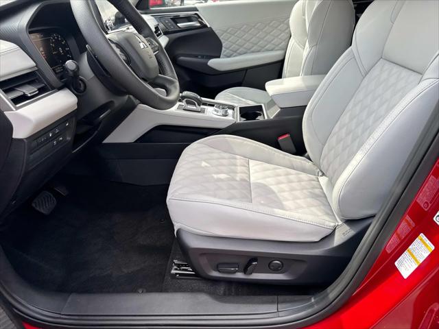 2025 Mitsubishi Outlander PHEV SEL S-AWC
