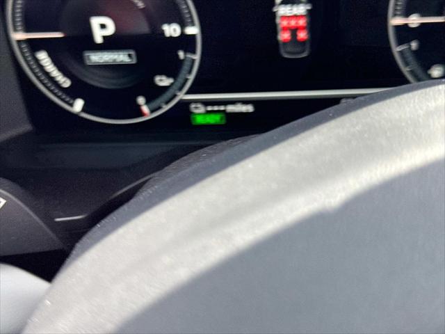 2025 Mitsubishi Outlander PHEV SEL S-AWC