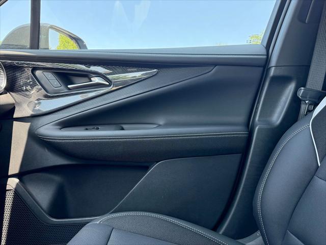 2025 Chevrolet V Blazer eAWD LT