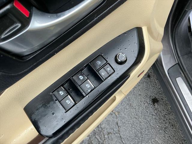 Used 2014 Toyota Highlander For Sale in Muscle Shoals, AL