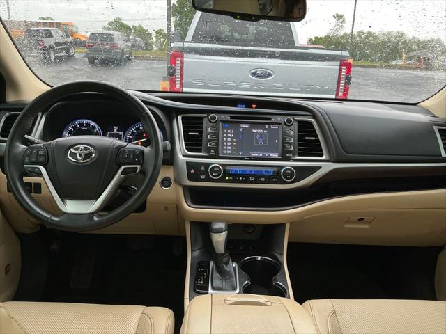 Used 2014 Toyota Highlander For Sale in Muscle Shoals, AL