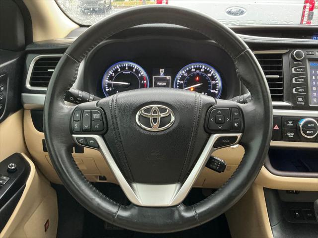Used 2014 Toyota Highlander For Sale in Muscle Shoals, AL