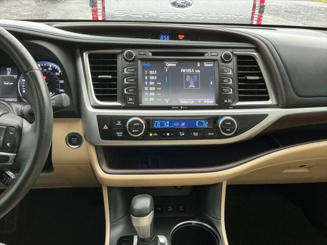 Used 2014 Toyota Highlander For Sale in Muscle Shoals, AL