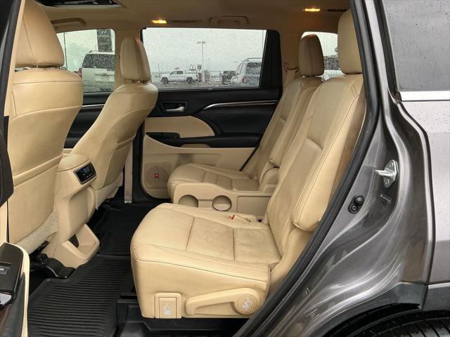 Used 2014 Toyota Highlander For Sale in Muscle Shoals, AL
