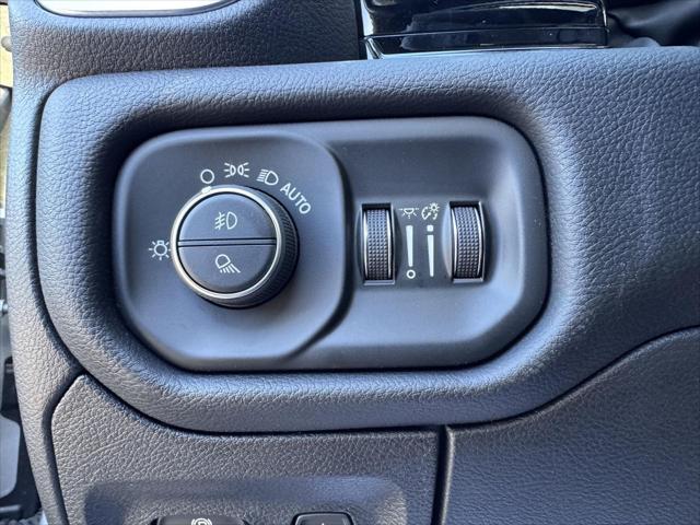2025 Ram 1500 Laramie Crew Cab 4x4 57 Box