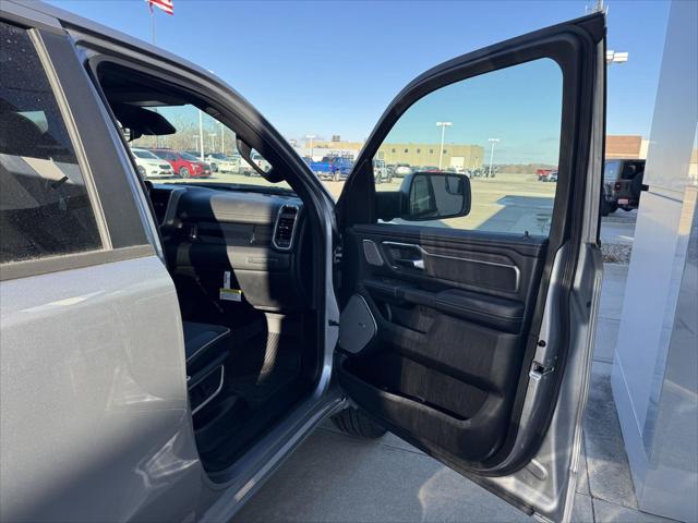 2025 Ram 1500 Laramie Crew Cab 4x4 57 Box