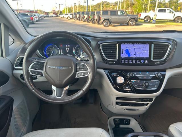 Used 2017 Chrysler Pacifica For Sale in Muscle Shoals, AL