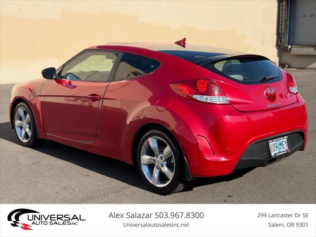 2013 Hyundai Veloster Base w/Gray