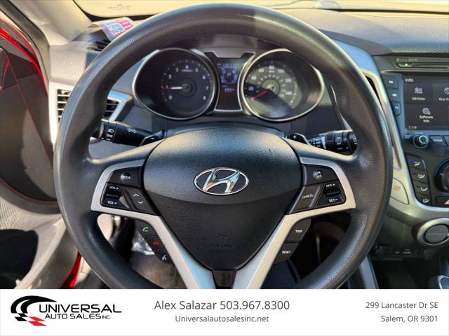 2013 Hyundai Veloster Base w/Gray