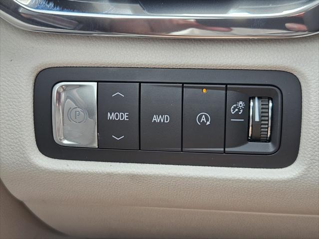2025 GMC Acadia AWD Denali