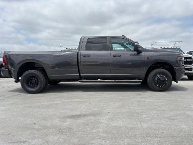 2025 RAM Ram 3500 RAM 3500 LARAMIE CREW CAB 4X4 8 BOX