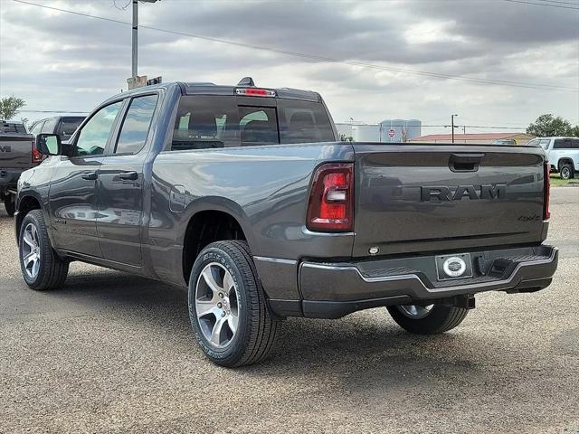 2025 RAM Ram 1500 RAM 1500 TRADESMAN QUAD CAB 4X4 64 BOX
