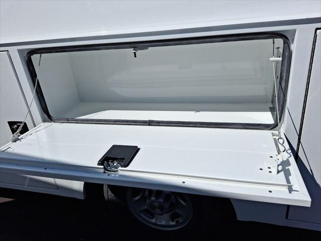 2024 Chevrolet Express Cutaway Work Van