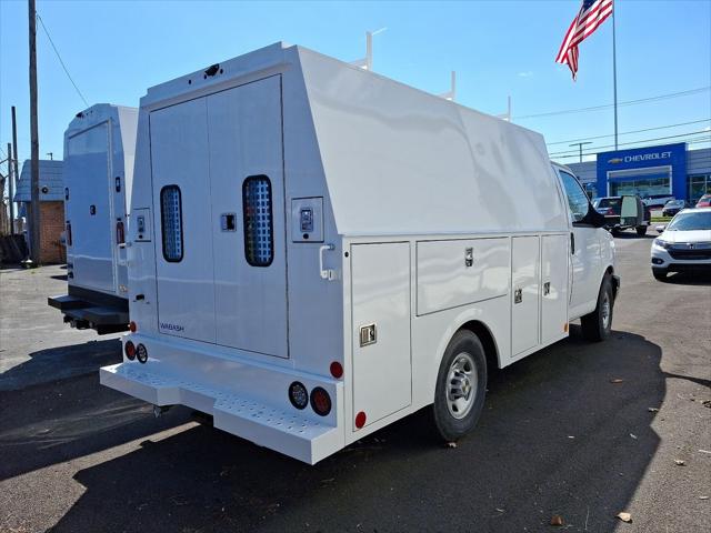 2024 Chevrolet Express Cutaway Work Van