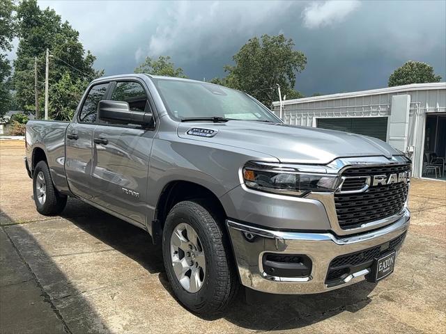 2025 RAM Ram 1500 RAM 1500 TRADESMAN QUAD CAB 4X2 64 BOX