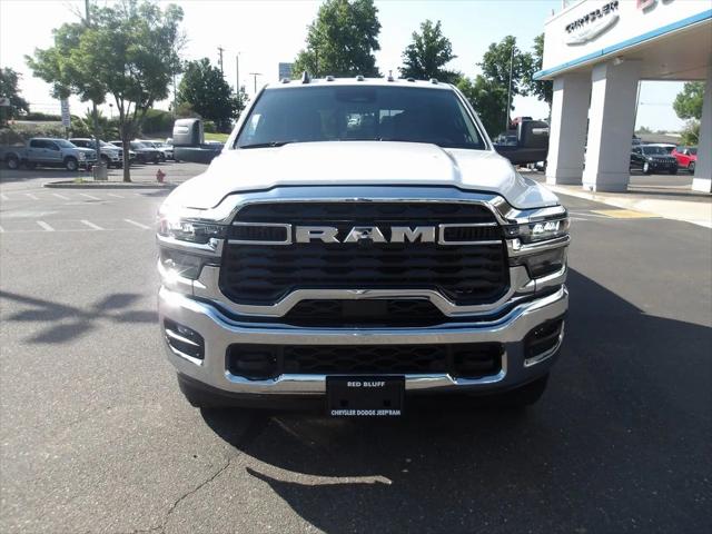 2025 RAM Ram 3500 RAM 3500 TRADESMAN CREW CAB 4X4 8 BOX